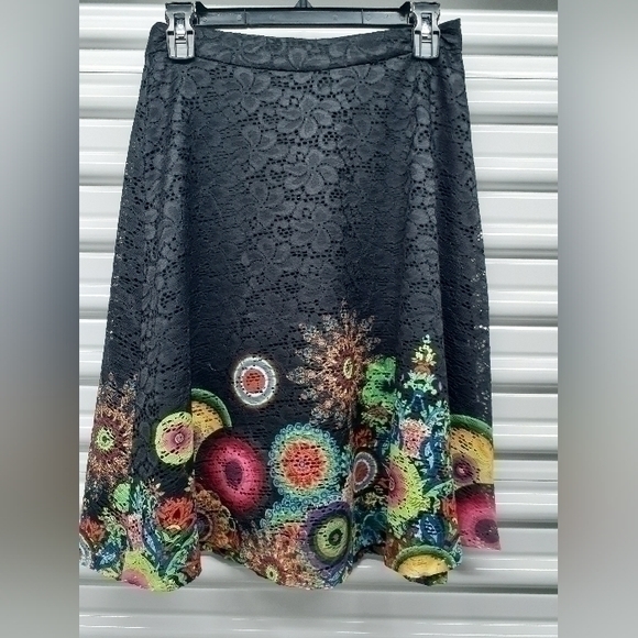 Desigual Dresses & Skirts - Desigual Floral Print Skirt Size 38